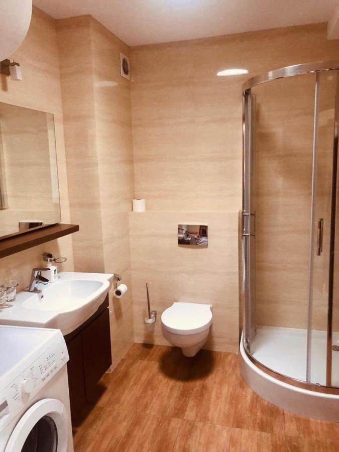 Apartament W Bursztynowych Komnatach Ujście-Darłowskie Exterior foto